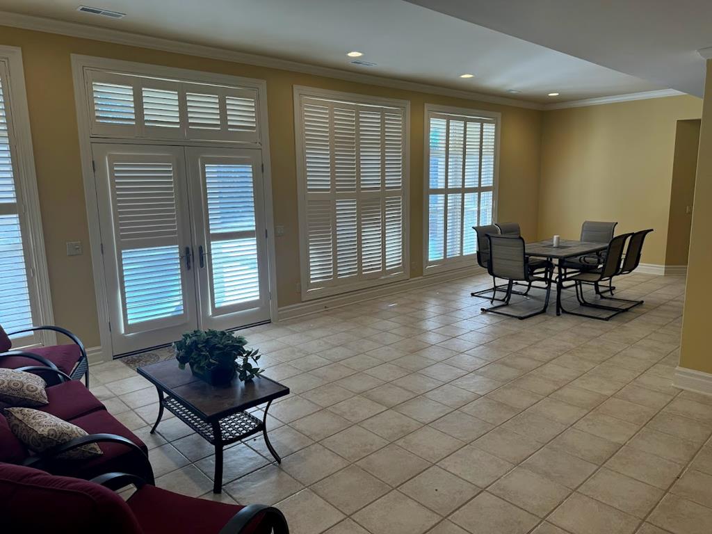 Kirksville, Missouri, 63501, United States, 5 Bedrooms Bedrooms, ,6 BathroomsBathrooms,Residential,For Sale,1982202