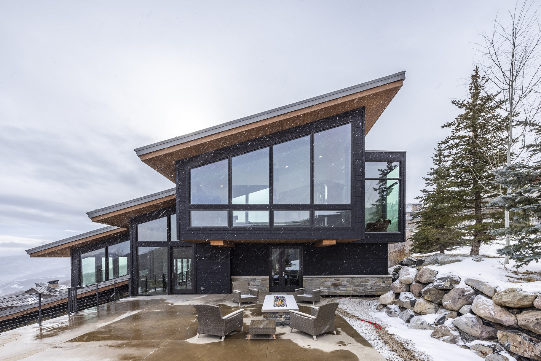 Exclusive Deer Valley Ski In/Out Residence in Gated Community