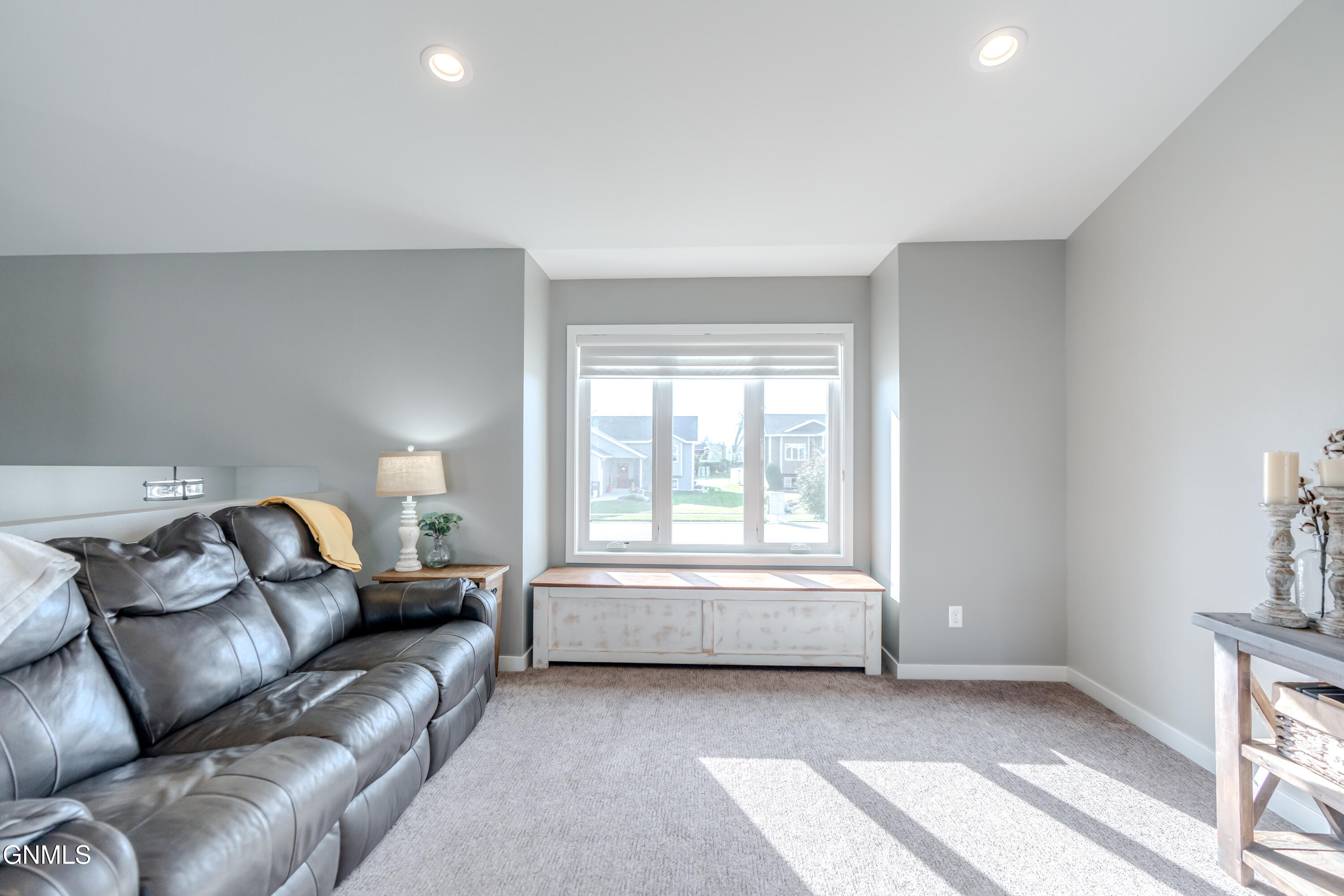 Bismarck, North Dakota, 58504, United States, 5 Bedrooms Bedrooms, ,2 BathroomsBathrooms,Residential,For Sale,1986096