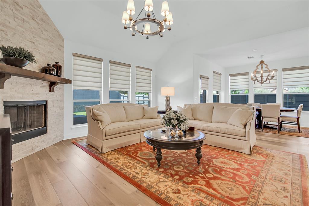 Little Elm, Texas, 76227, United States, 4 Bedrooms Bedrooms, ,3 BathroomsBathrooms,Residential,For Sale,1866695