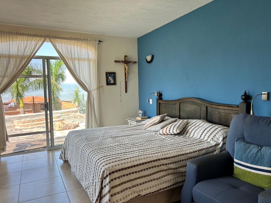 Priv. Mazatlan, Chapala, Jalisco, 45907, Mexico, 5 Bedrooms Bedrooms, ,4 BathroomsBathrooms,Residential,For Sale,Priv. Mazatlan,1626257