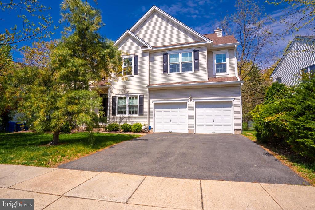 Princeton, New Jersey, 08540, United States, 4 Bedrooms Bedrooms, ,3 BathroomsBathrooms,Residential,For Sale,1977761