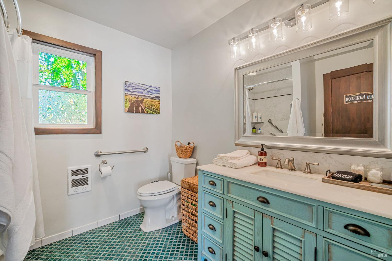 Santa Rosa, California, 95403, United States, 4 Bedrooms Bedrooms, ,4 BathroomsBathrooms,Residential,For Sale,1793567