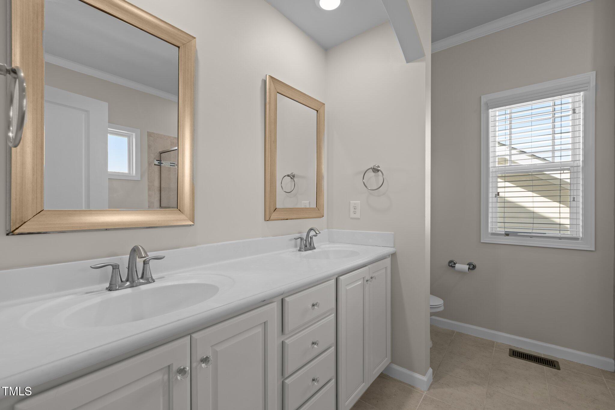 Chapel Hill, North Carolina, 27516, United States, 4 Bedrooms Bedrooms, ,3 BathroomsBathrooms,Residential,For Sale,1905882