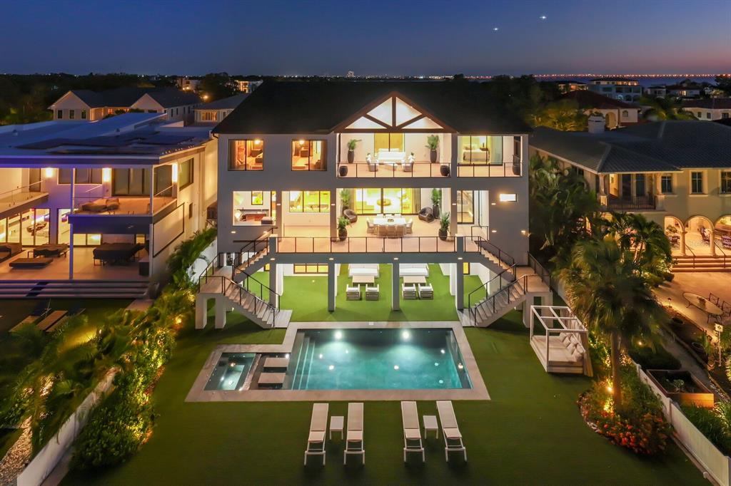Tampa, Florida, 33629, United States, 4 Bedrooms Bedrooms, ,6 BathroomsBathrooms,Residential,For Sale,1932430