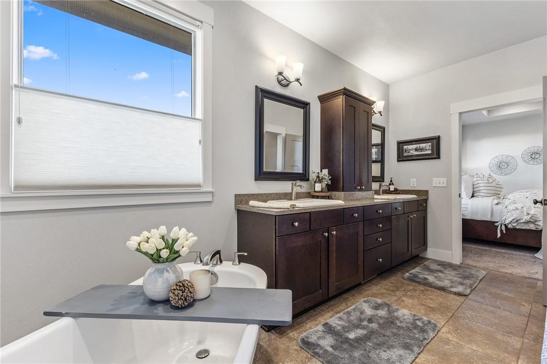 Laurel, Montana, 59044, United States, 4 Bedrooms Bedrooms, ,2 BathroomsBathrooms,Residential,For Sale,1987566