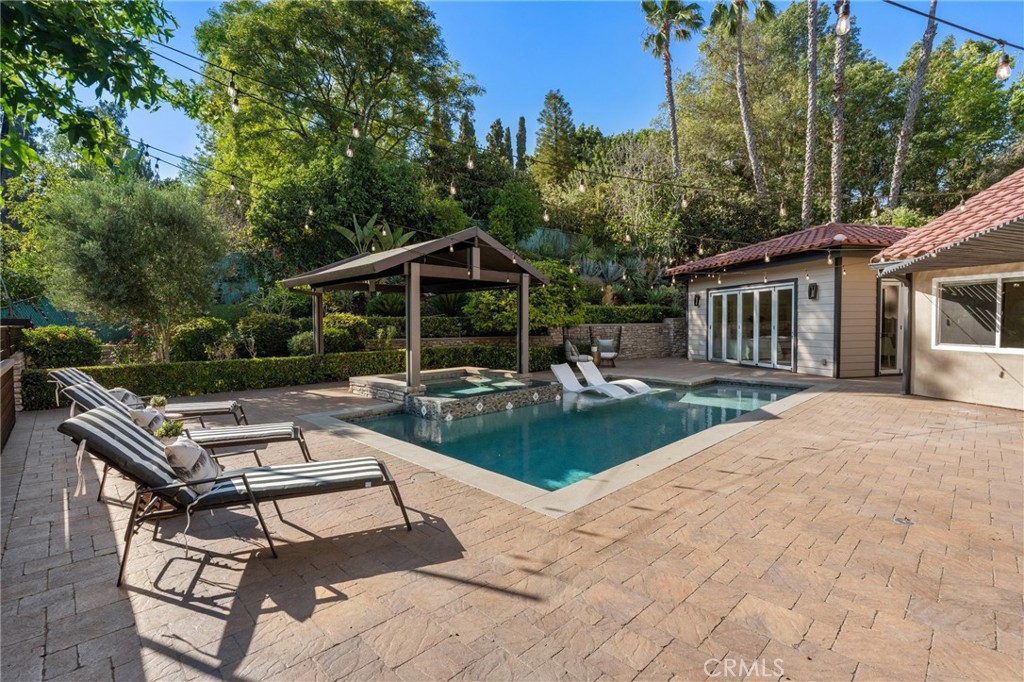 Yorba Linda, California, 92886, United States, 5 Bedrooms Bedrooms, ,6 BathroomsBathrooms,Residential,For Sale,1891782