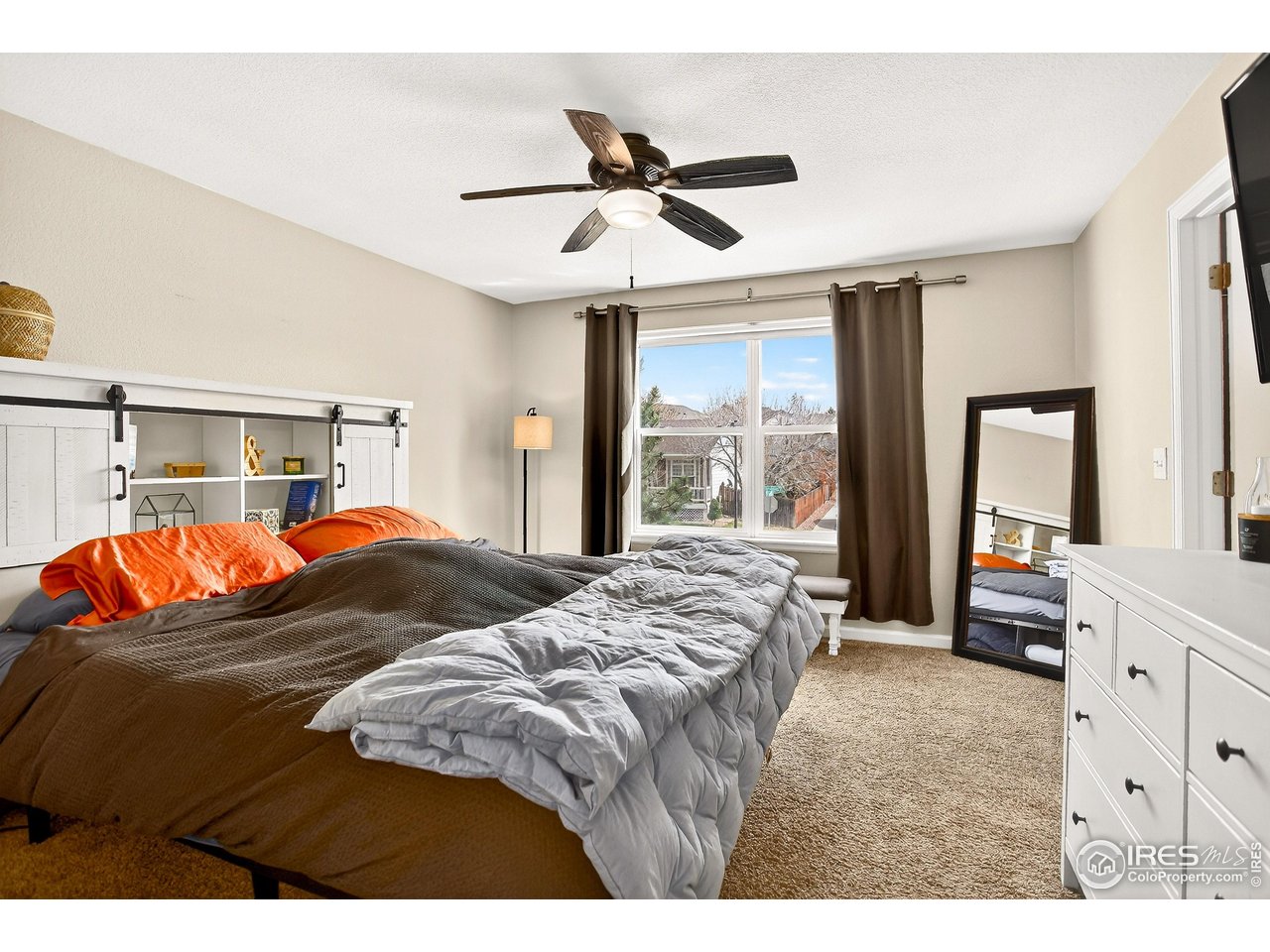 Aurora, Colorado, 80015, United States, 4 Bedrooms Bedrooms, ,2 BathroomsBathrooms,Residential,For Sale,2001847