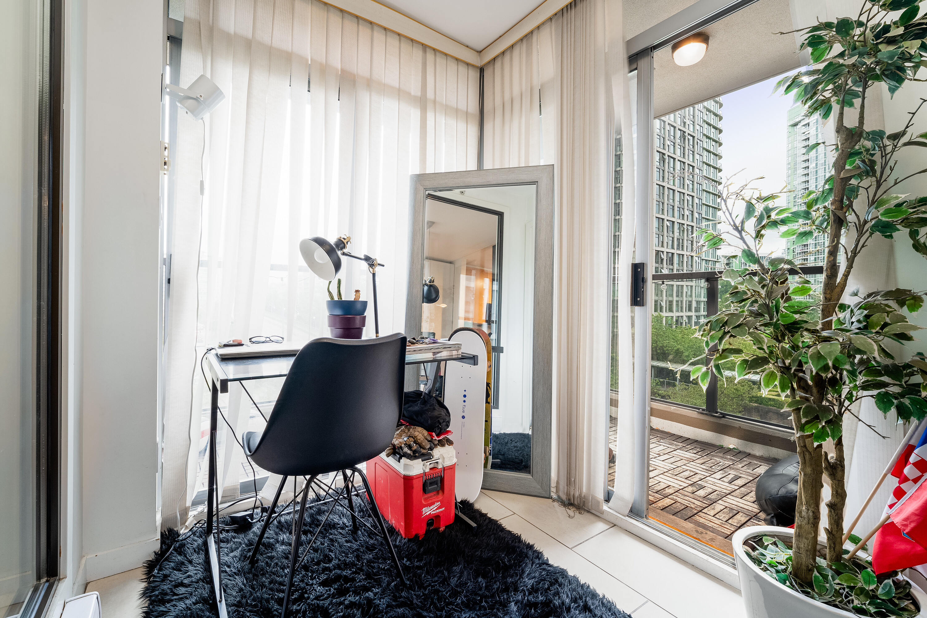  One Bedroom in Yaletown - 物件實景