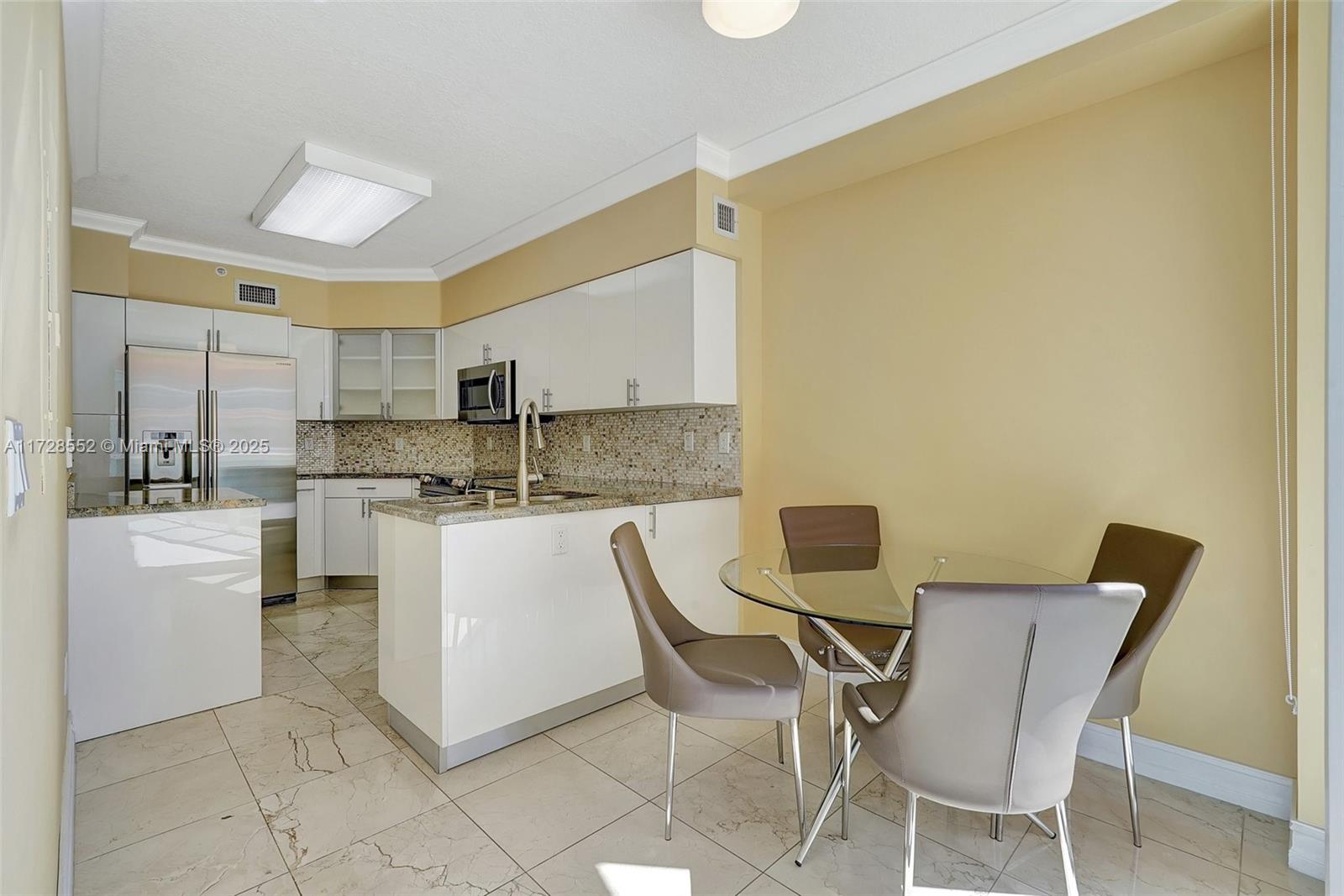 Aventura, Florida, 33180, United States, 2 Bedrooms Bedrooms, ,3 BathroomsBathrooms,Residential,For Sale,1690354