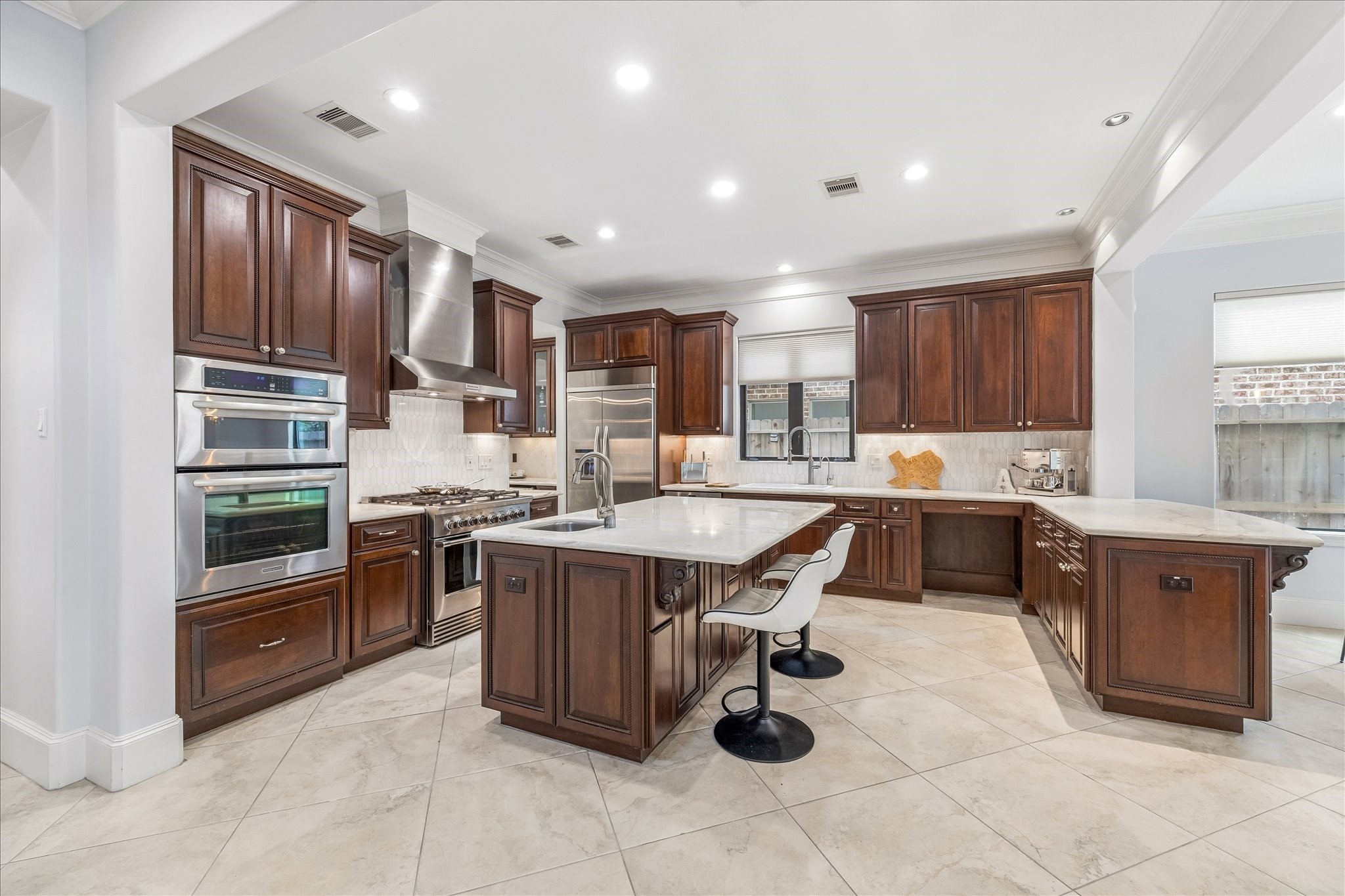  4022 Coleridge Street - 物件實景