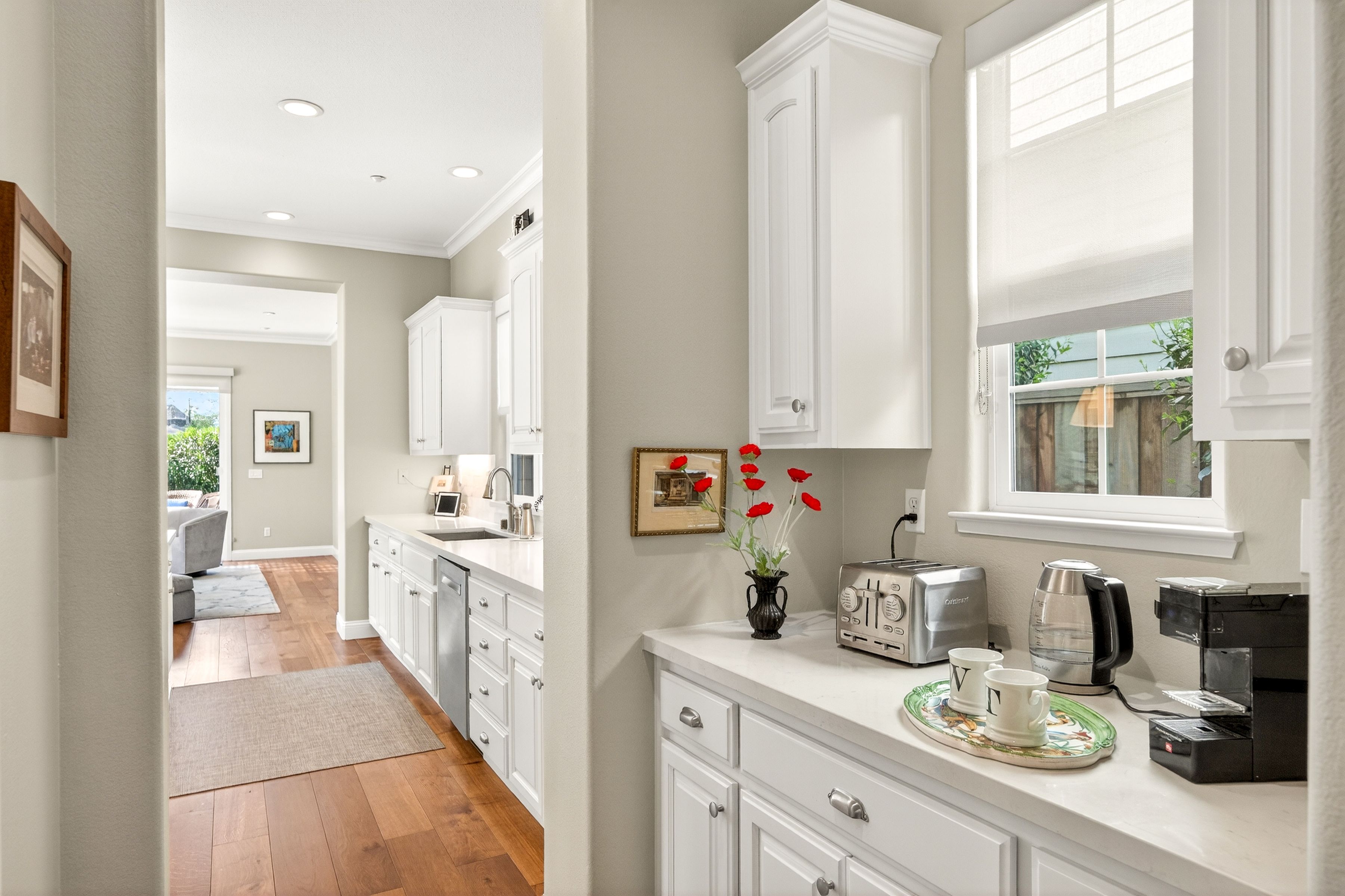  Eastside Living at Its Finest - 物件實景