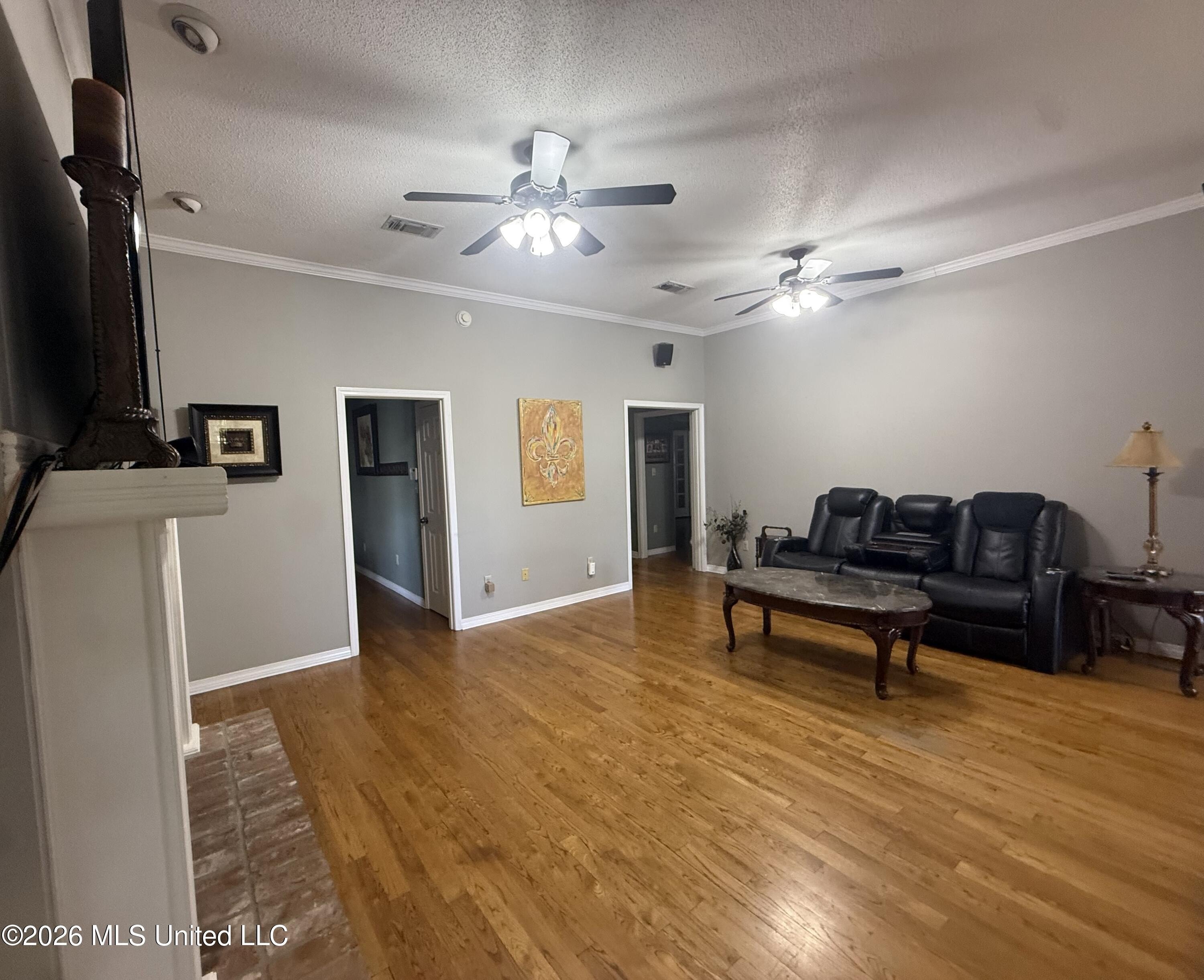 Biloxi, Mississippi, 39532, United States, 5 Bedrooms Bedrooms, ,5 BathroomsBathrooms,Residential,For Sale,2020619