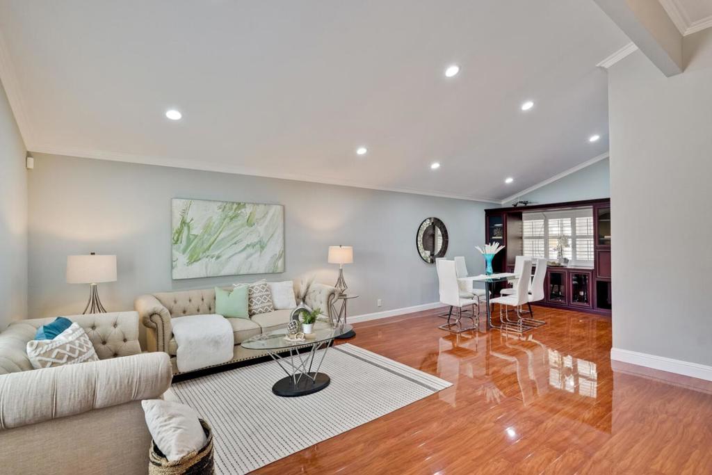 Union City, California, 94587, United States, 4 Bedrooms Bedrooms, ,3 BathroomsBathrooms,Residential,For Sale,1978572