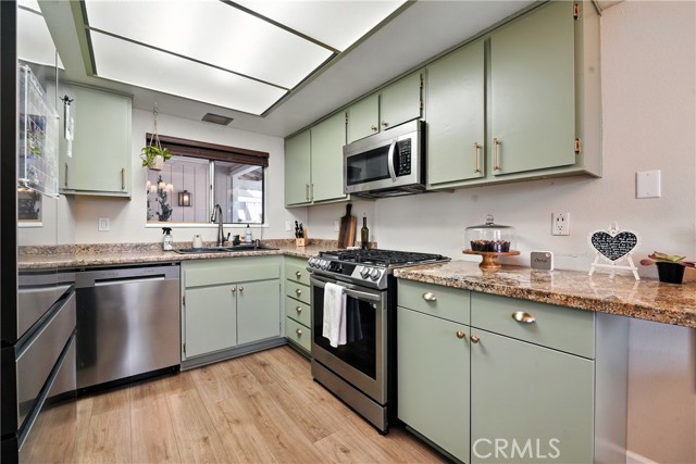Corona, California, 92882, United States, 2 Bedrooms Bedrooms, ,2 BathroomsBathrooms,Residential,For Sale,1935171