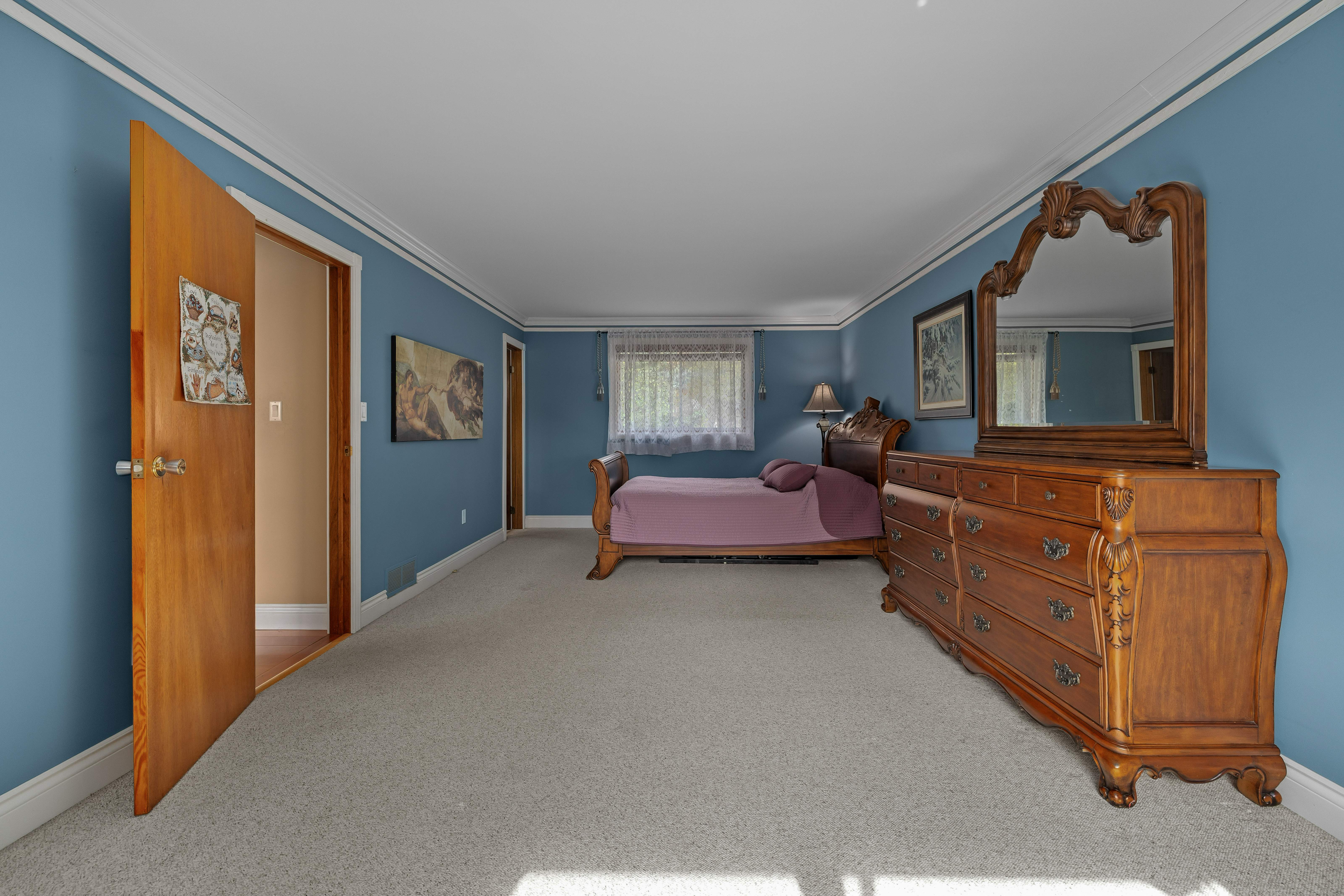 South Frontenac, Ontario, K0H 2L0, CA, 3 Bedrooms Bedrooms, ,3 BathroomsBathrooms,Residential,For Sale,1960739