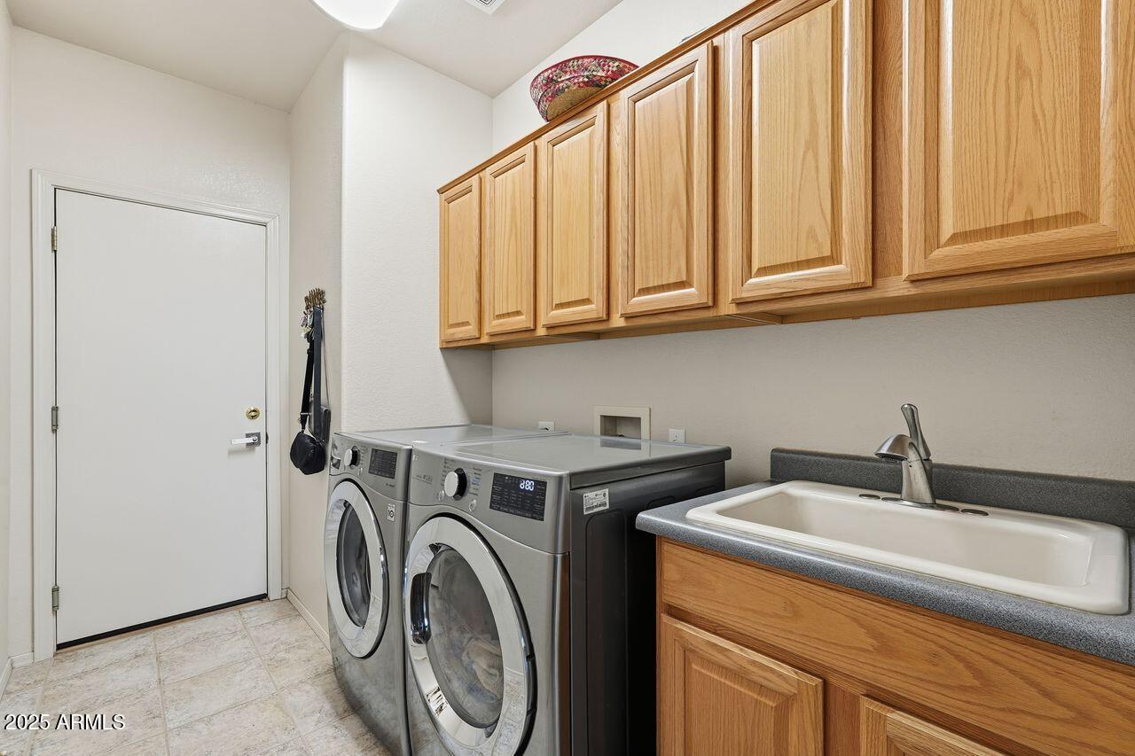 Cave Creek, Arizona, 85331, United States, 3 Bedrooms Bedrooms, ,3 BathroomsBathrooms,Residential,For Sale,1992918