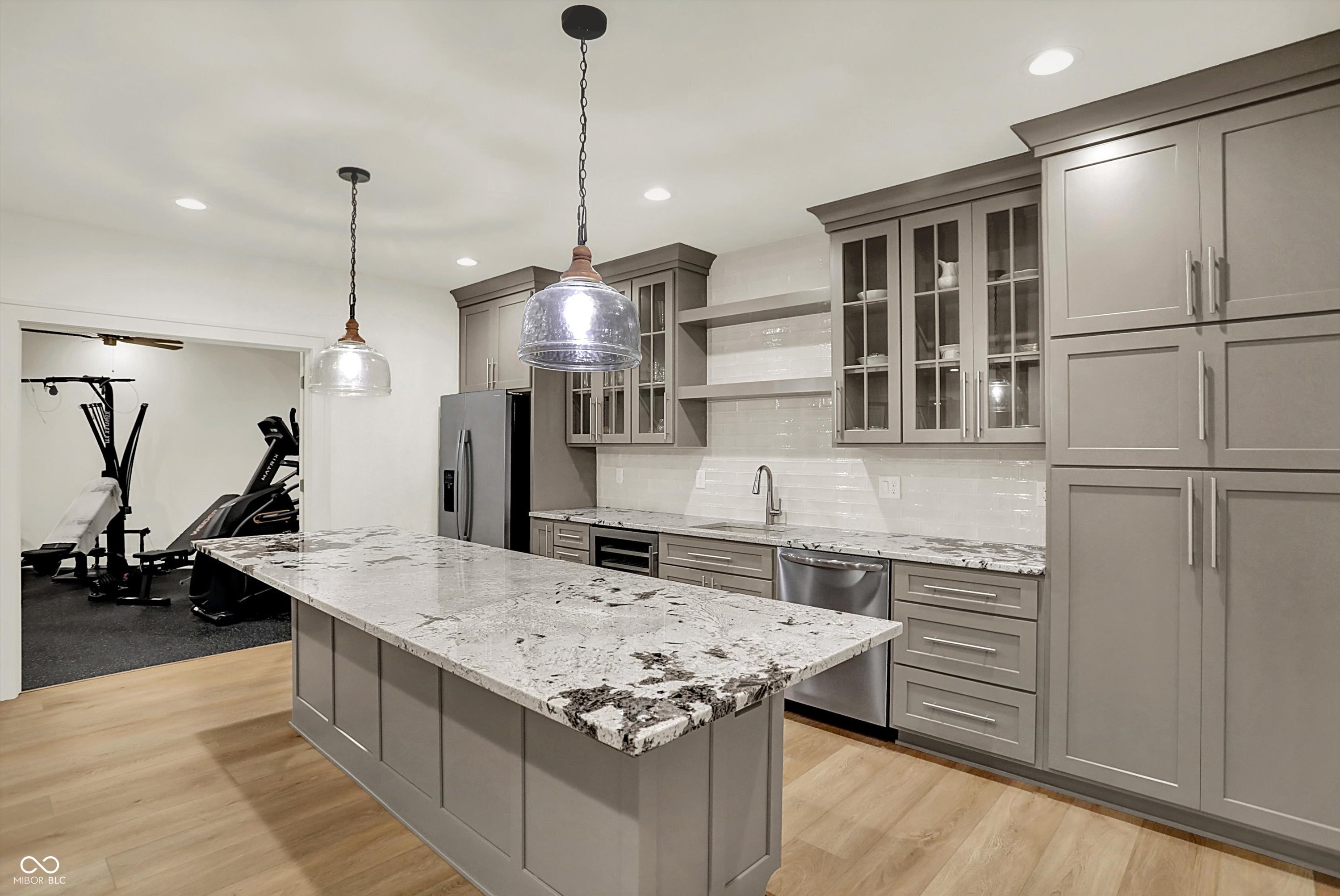 Bargersville, Indiana, 46106, United States, 5 Bedrooms Bedrooms, ,6 BathroomsBathrooms,Residential,For Sale,1983672