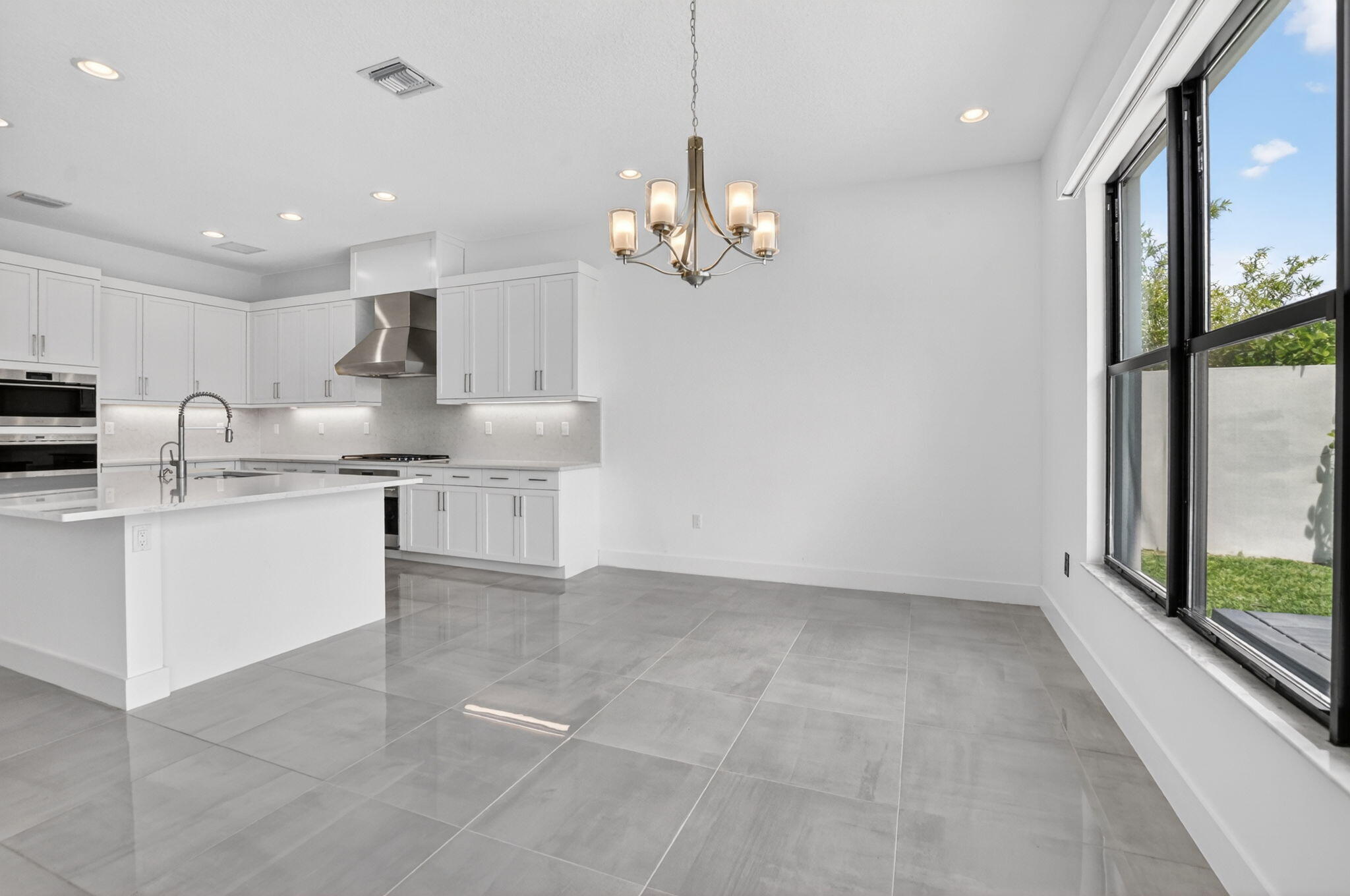 Boca Raton, Florida, 33496, United States, 5 Bedrooms Bedrooms, ,5 BathroomsBathrooms,Residential,For Sale,2016013