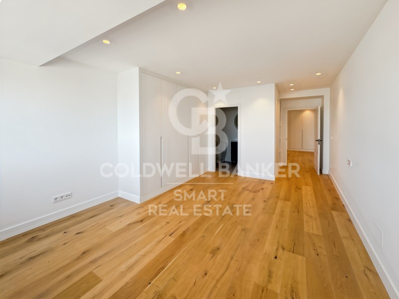 A Coruña, Galicia, 15006, ES, 3 Bedrooms Bedrooms, ,2 BathroomsBathrooms,Residential,For Sale,1932628