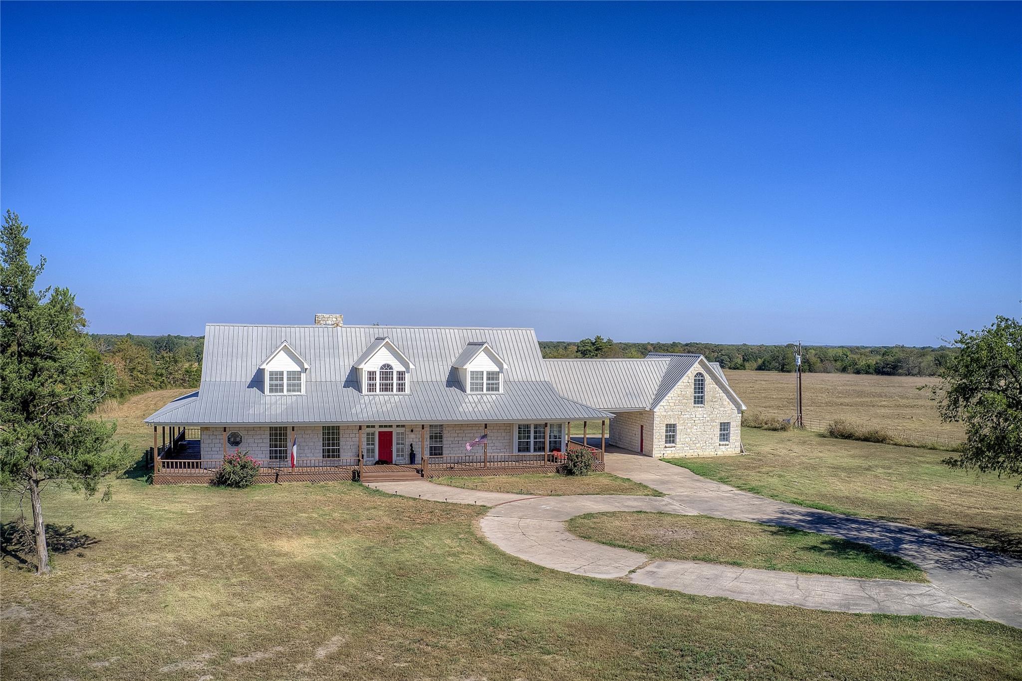 Sulphur Springs, Texas, 75482, United States, 5 Bedrooms Bedrooms, ,6 BathroomsBathrooms,Residential,For Sale,1978308