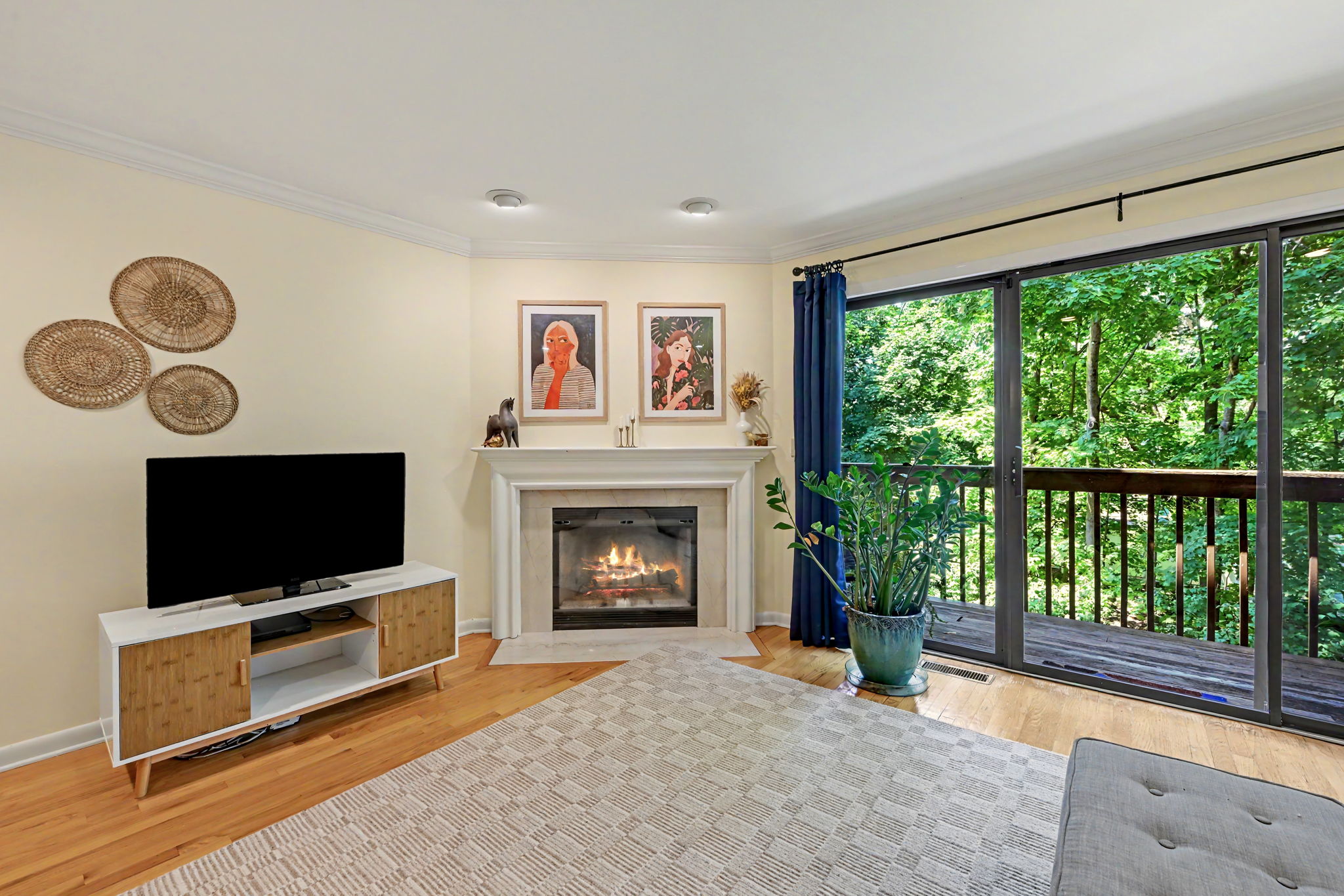  2435 Bedford Street - 物件實景