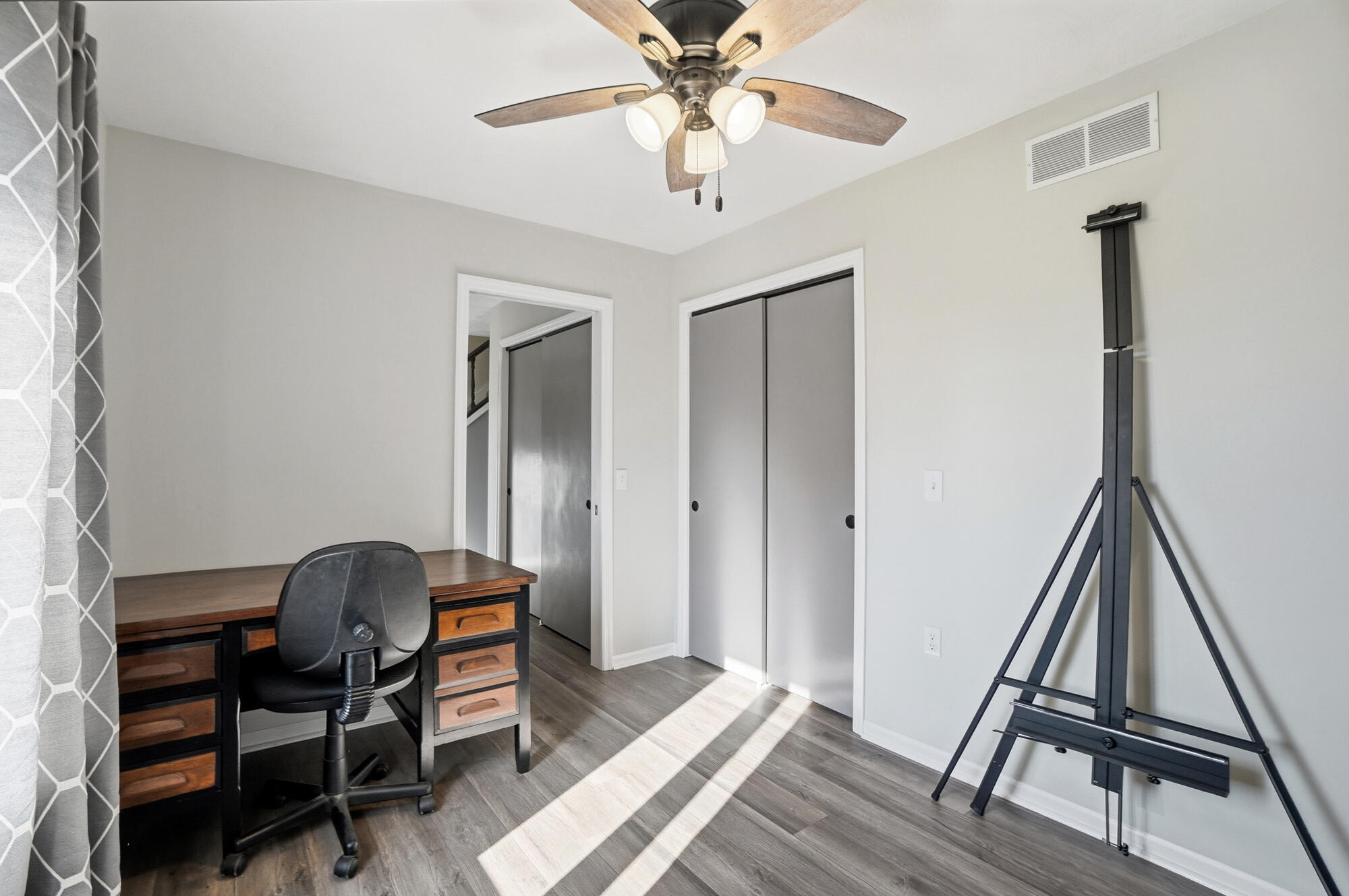 Springfield, Ohio, 45504, United States, 5 Bedrooms Bedrooms, ,3 BathroomsBathrooms,Residential,For Sale,1998267