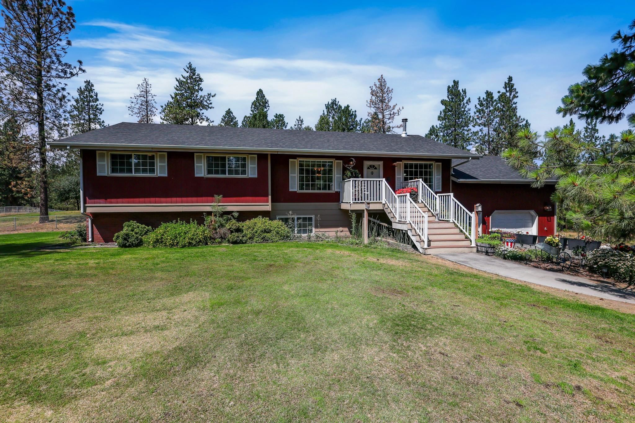 Medical Lake, Washington, 99022, United States, 5 Bedrooms Bedrooms, ,3 BathroomsBathrooms,Residential,For Sale,1901495