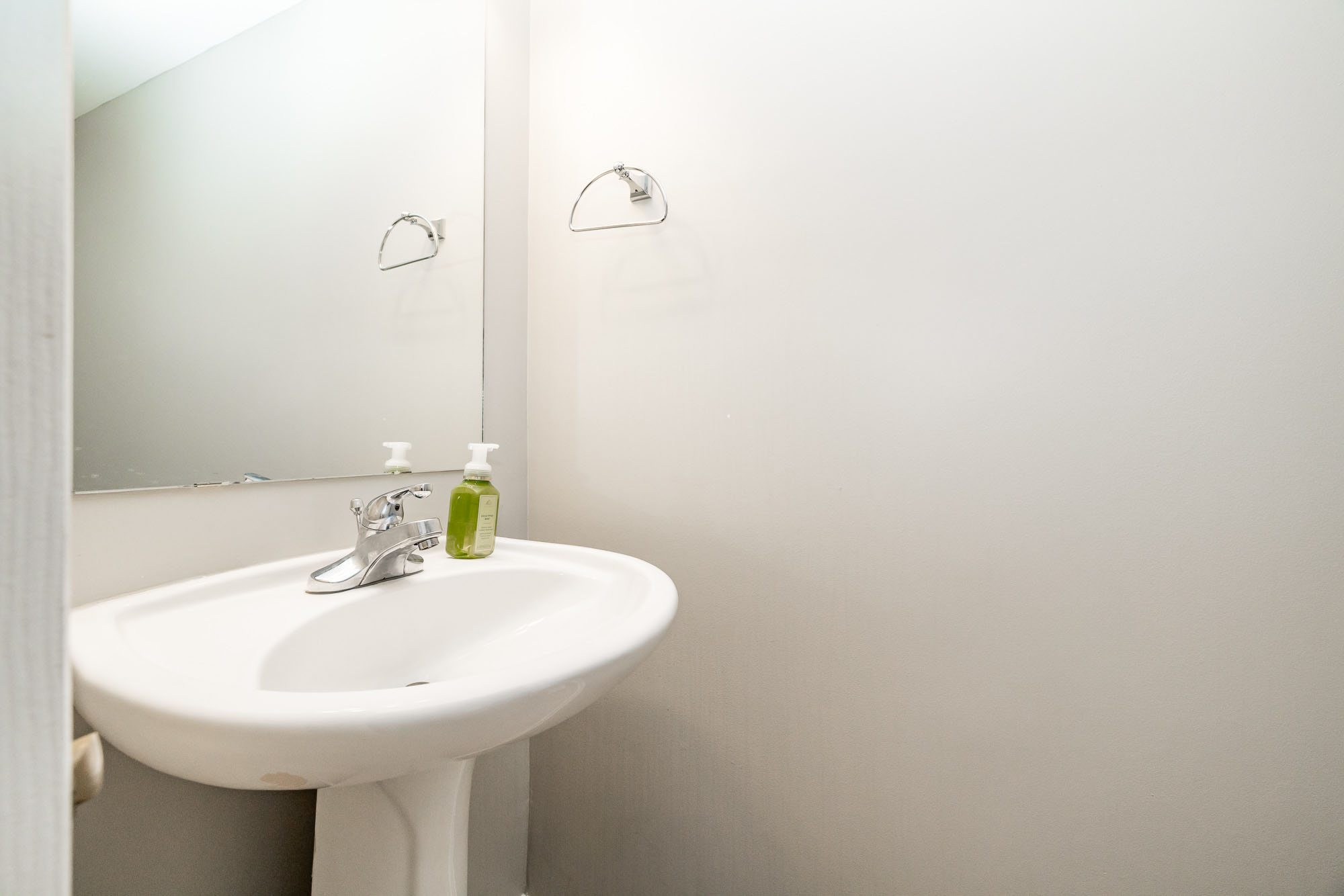 Ottawa, Ontario, K2J4W9, CA, 3 Bedrooms Bedrooms, ,4 BathroomsBathrooms,Residential,For Sale,1991097