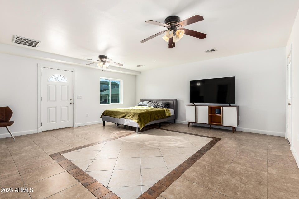 Mesa, Arizona, 85203, United States, 4 Bedrooms Bedrooms, ,3 BathroomsBathrooms,Residential,For Sale,2001471