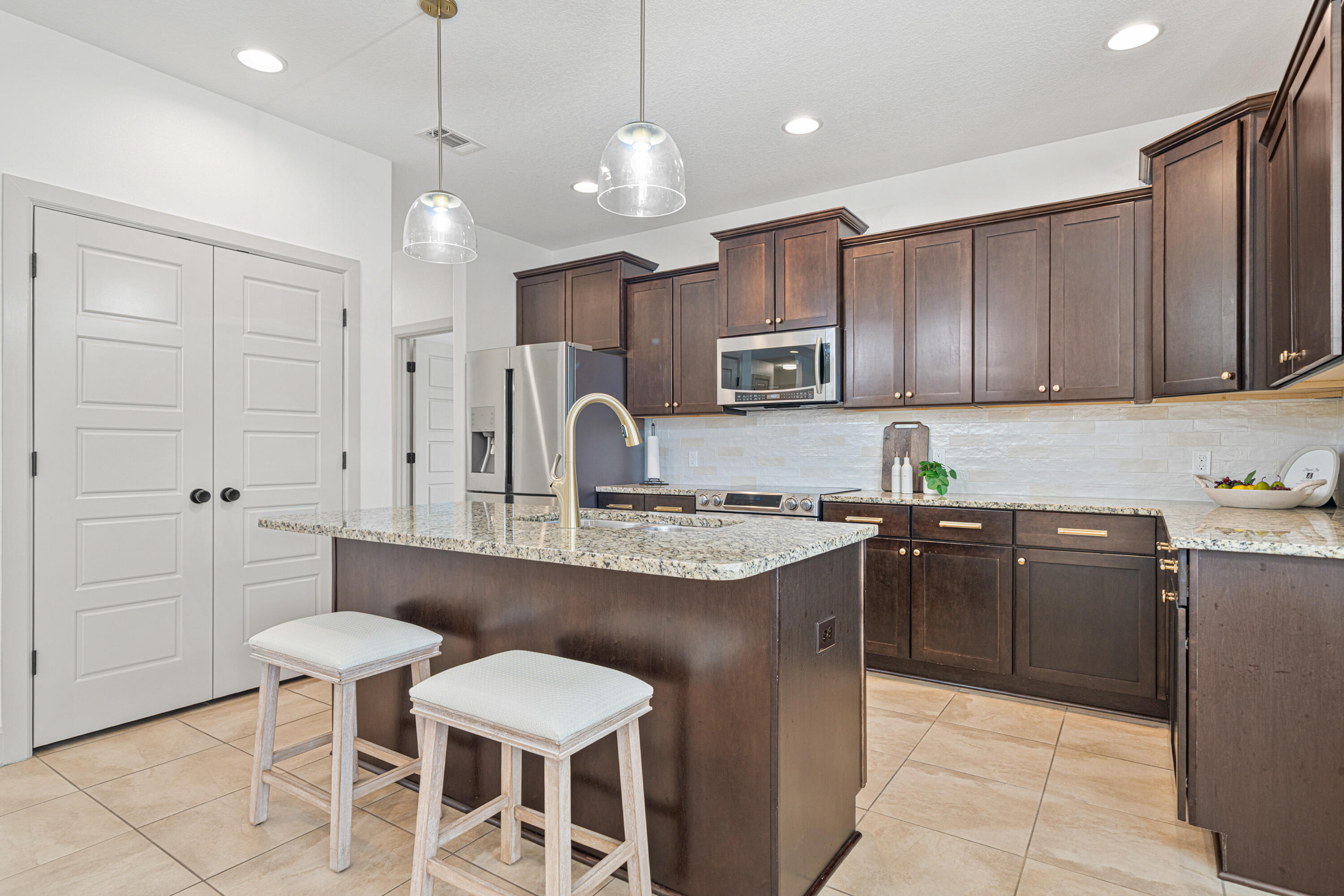 Crestview, Florida, 32536, United States, 5 Bedrooms Bedrooms, ,5 BathroomsBathrooms,Residential,For Sale,1906296