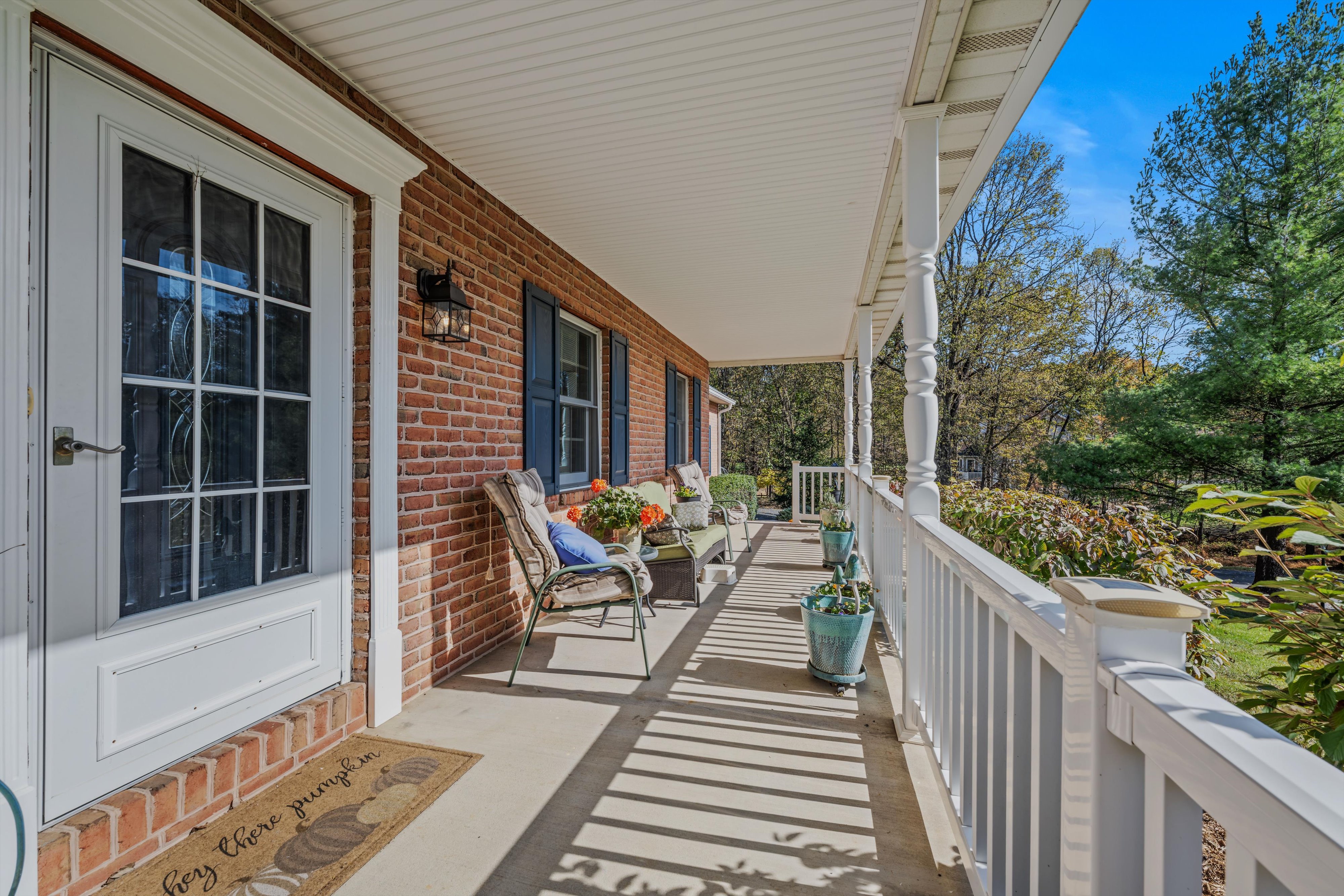 Martinsburg, West Virginia, 25403, United States, 3 Bedrooms Bedrooms, ,Residential,For Sale,1998035