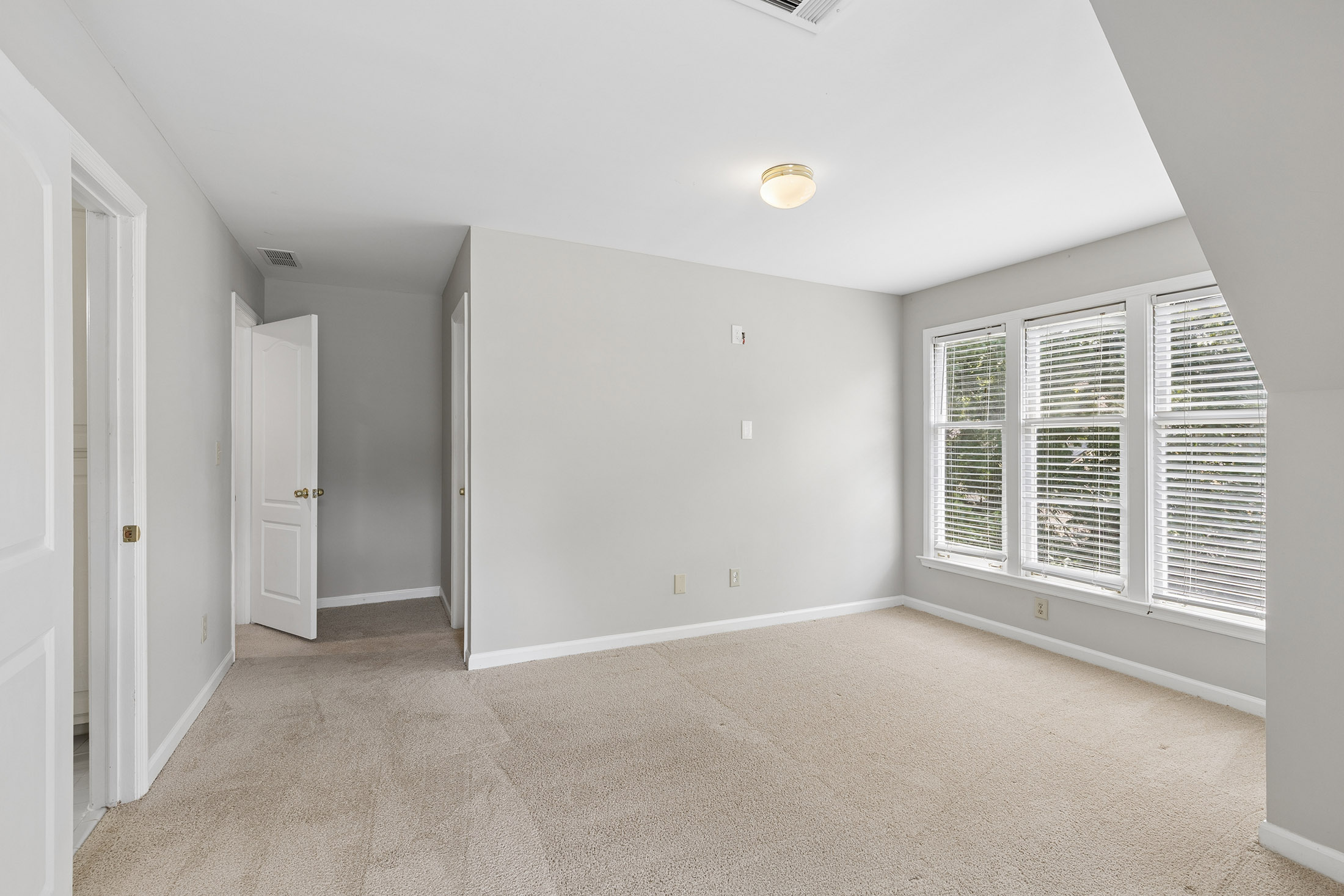  Beautifully Renovated French Provincial Home in Peachtree Corners - 物件實景