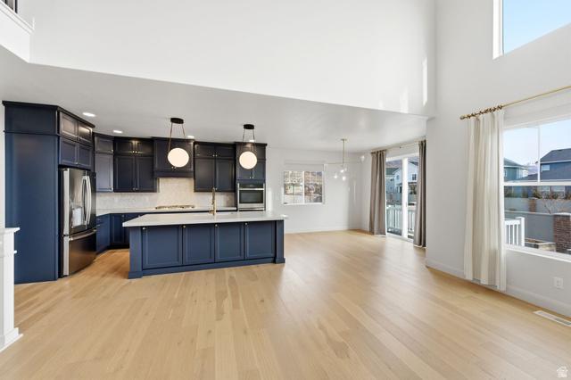 Highland, Utah, 84003, United States, 4 Bedrooms Bedrooms, ,3 BathroomsBathrooms,Residential,For Sale,2012747