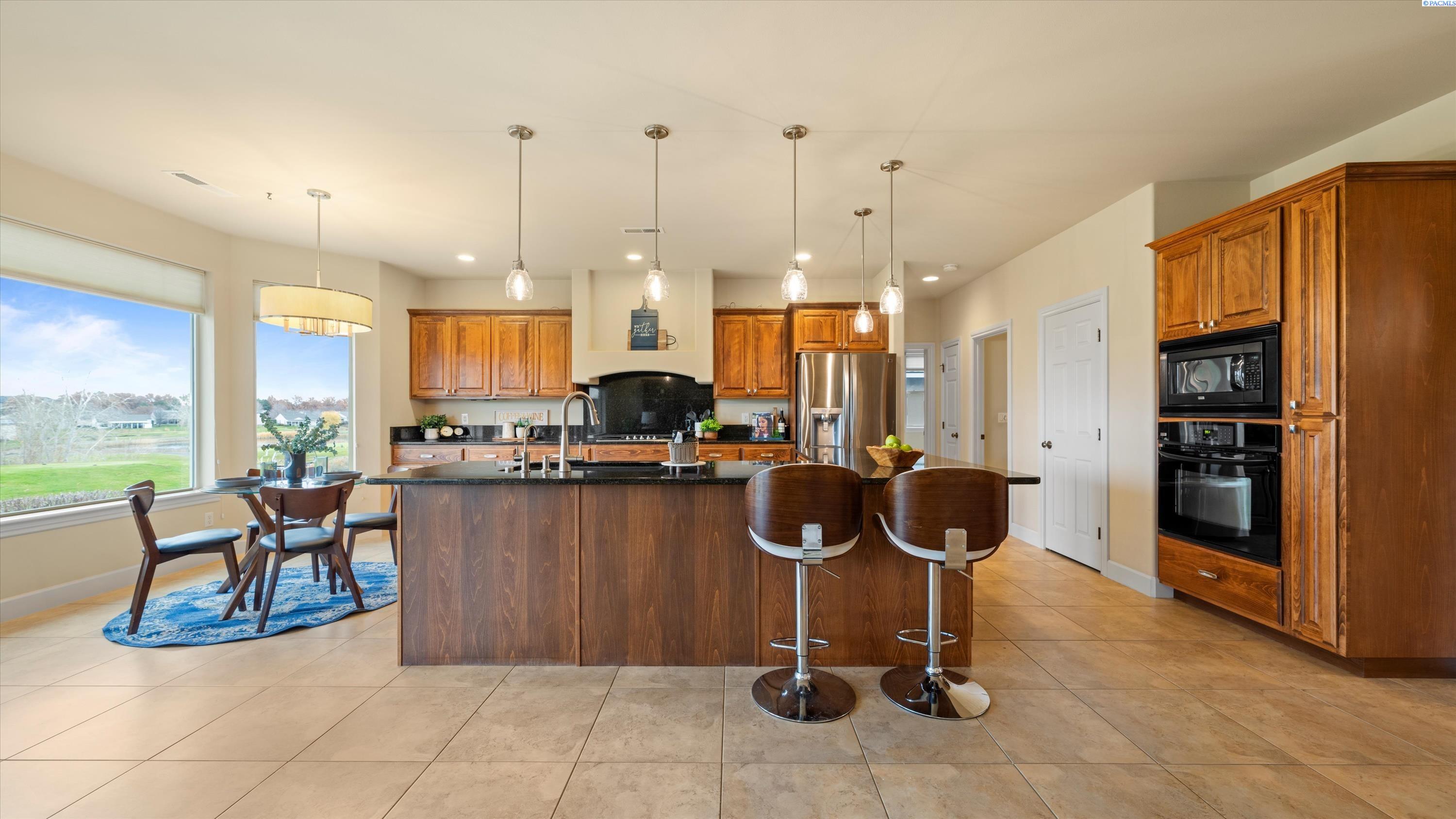 Richland, Washington, 99354, United States, 3 Bedrooms Bedrooms, ,3 BathroomsBathrooms,Residential,For Sale,1997405