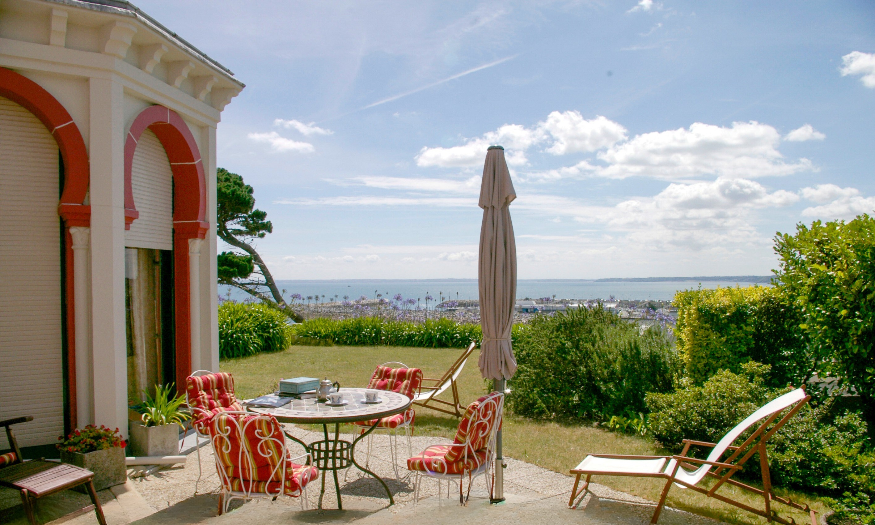  Stunning Villa built in an arabic style overlooking the sea at St Quay Portrieux - 物件實景