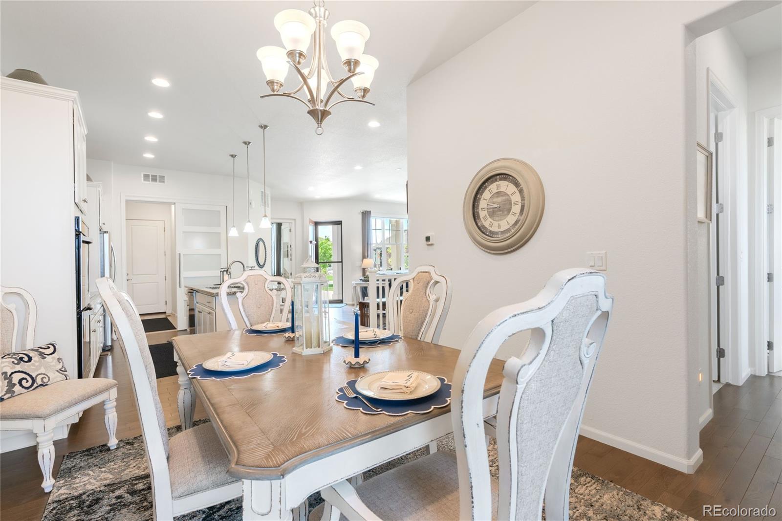 Aurora, Colorado, 80016, United States, 3 Bedrooms Bedrooms, ,3 BathroomsBathrooms,Residential,For Sale,1846672