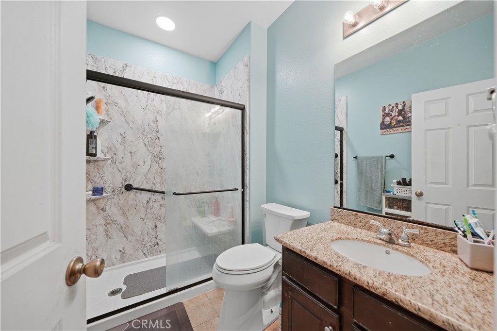 Lake Elsinore, California, 92532, United States, 5 Bedrooms Bedrooms, ,3 BathroomsBathrooms,Residential,For Sale,2049306
