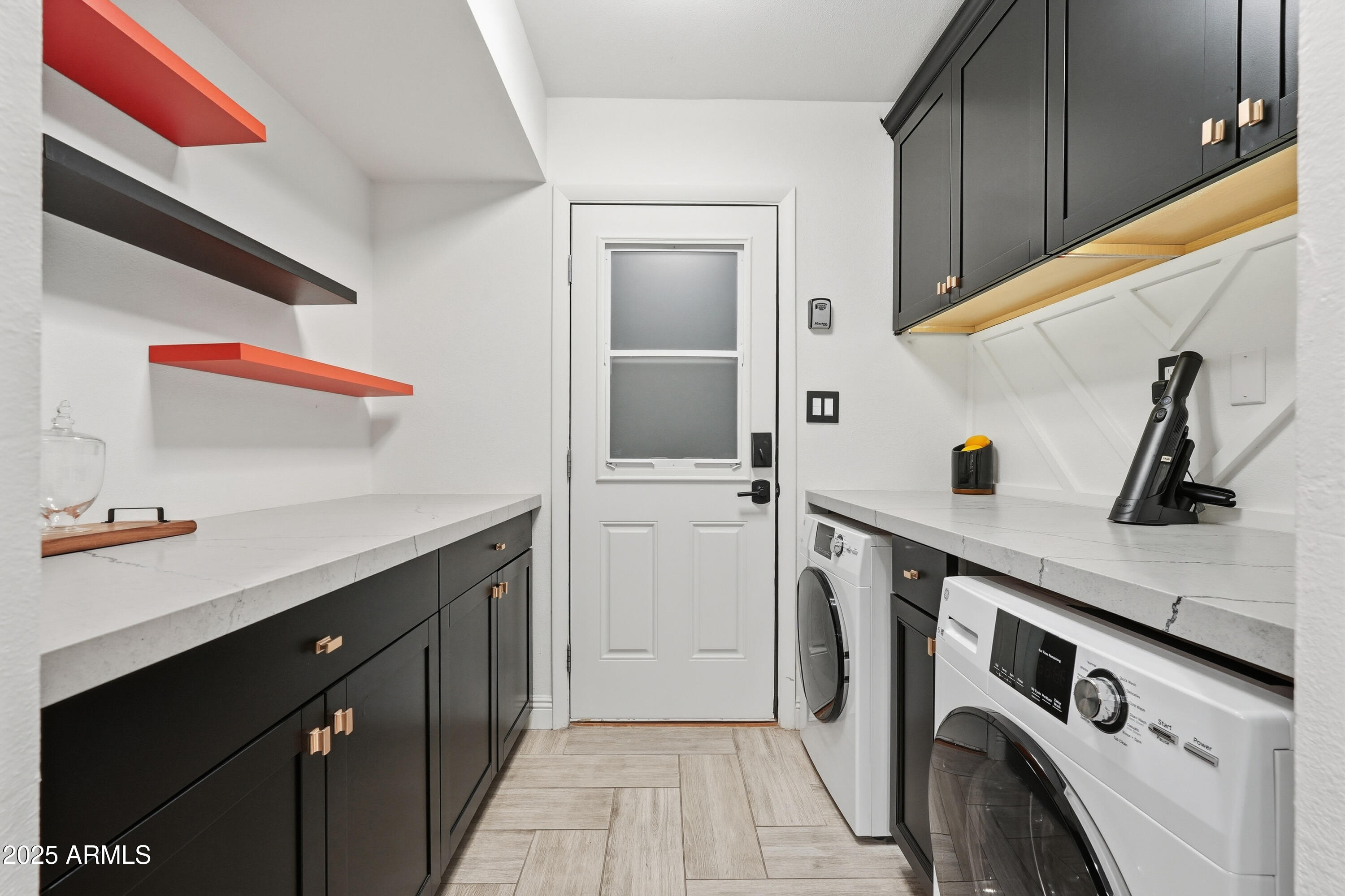 Scottsdale, Arizona, 85251, United States, 4 Bedrooms Bedrooms, ,2 BathroomsBathrooms,Residential,For Sale,2001861