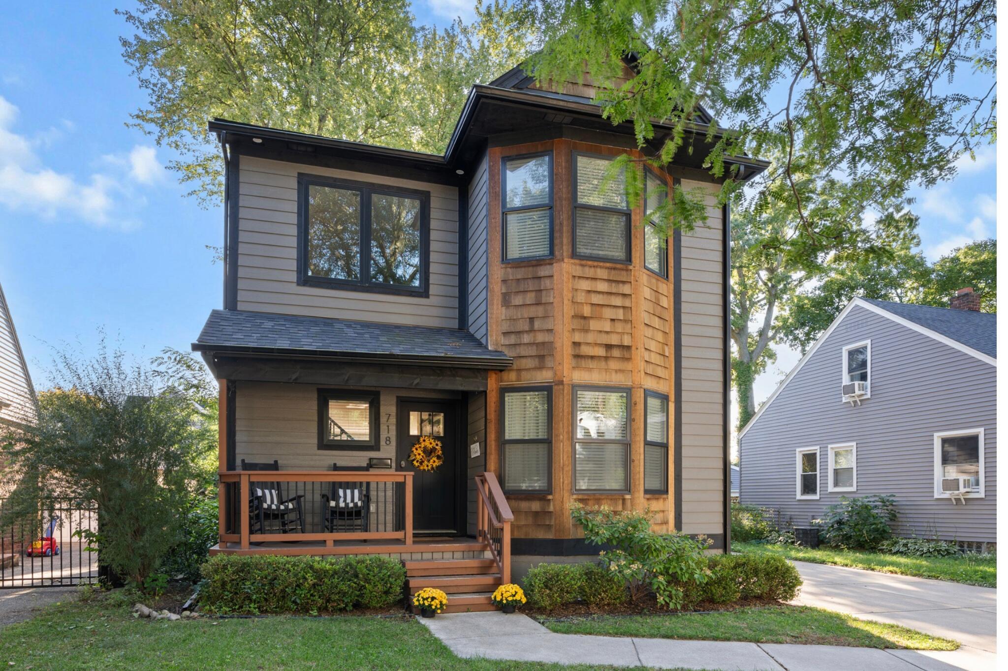 Royal Oak, Michigan, 48067, United States, 3 Bedrooms Bedrooms, ,3 BathroomsBathrooms,Residential,For Sale,1924655