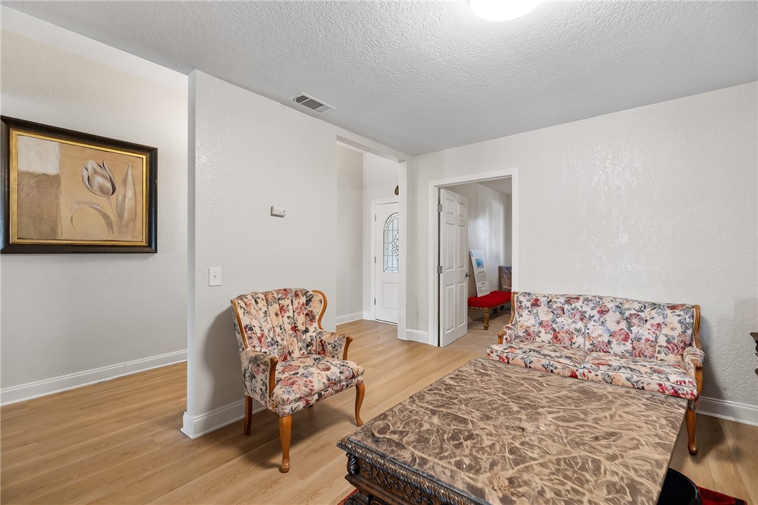 Helendale, California, 92342, United States, 3 Bedrooms Bedrooms, ,2 BathroomsBathrooms,Residential,For Sale,1950489