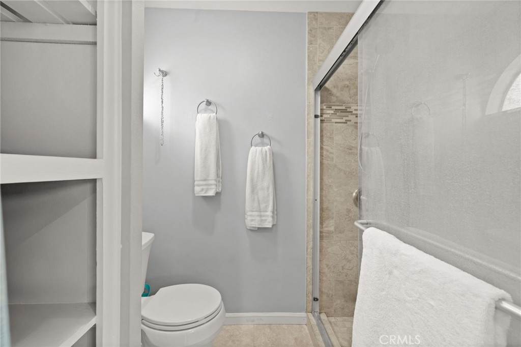 Costa Mesa, California, 92626, United States, 2 Bedrooms Bedrooms, ,2 BathroomsBathrooms,Residential,For Sale,1928708