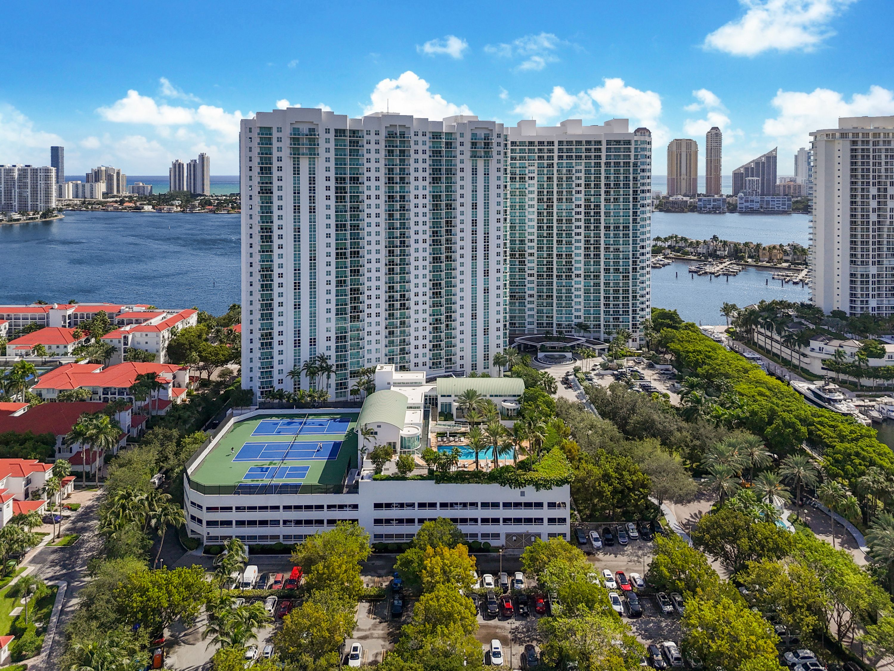  3201 NE 183rd St, Aventura, FL, 33160 - 物件實景