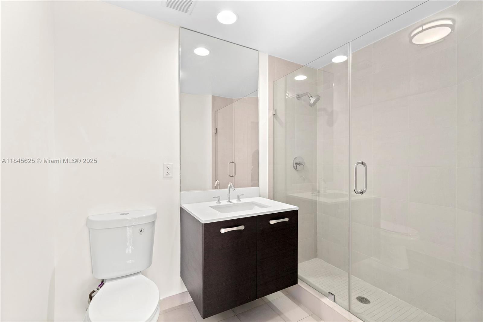 Fort Lauderdale, Florida, 33316, United States, 3 Bedrooms Bedrooms, ,4 BathroomsBathrooms,Residential,For Sale,1905983