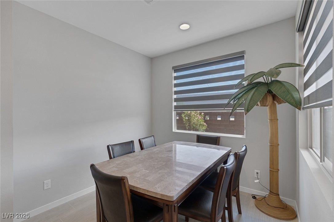 Las Vegas, Nevada, 89148, United States, 3 Bedrooms Bedrooms, ,2 BathroomsBathrooms,Residential,For Sale,1921692