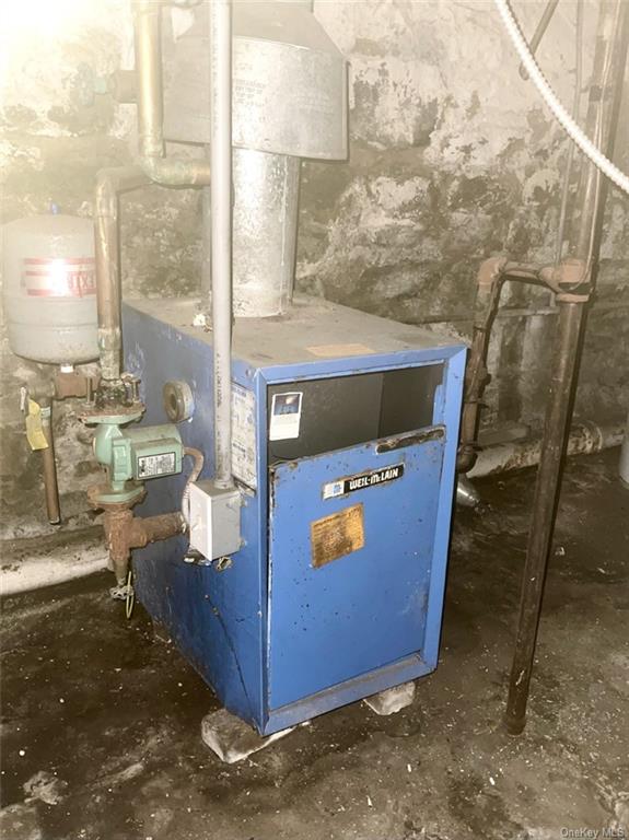 Dobbs Ferry, New York, 10522, United States, 4 Bedrooms Bedrooms, ,2 BathroomsBathrooms,Residential,For Sale,1888691