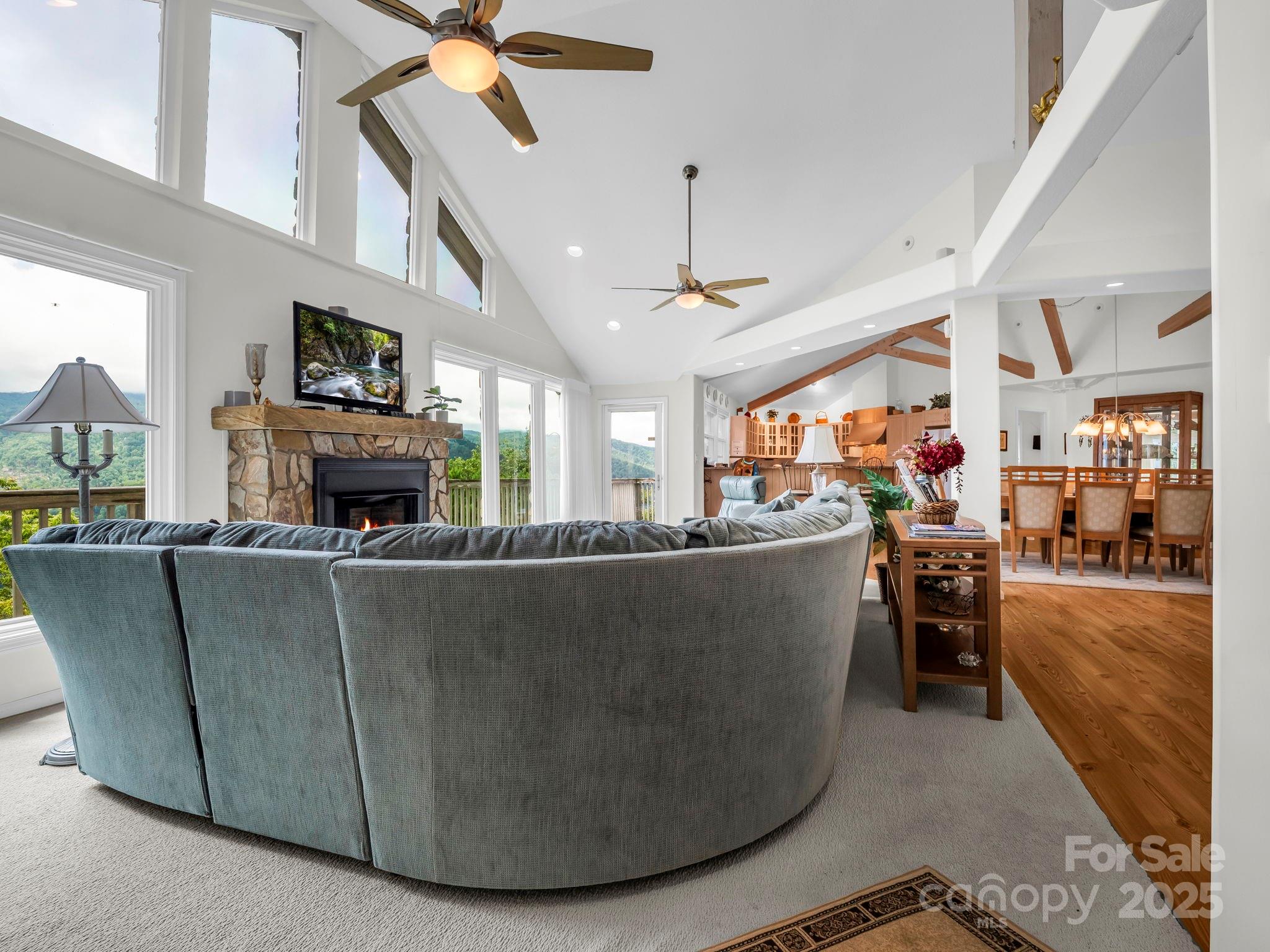 Lake Lure, North Carolina, 28746, United States, 3 Bedrooms Bedrooms, ,3 BathroomsBathrooms,Residential,For Sale,1978628