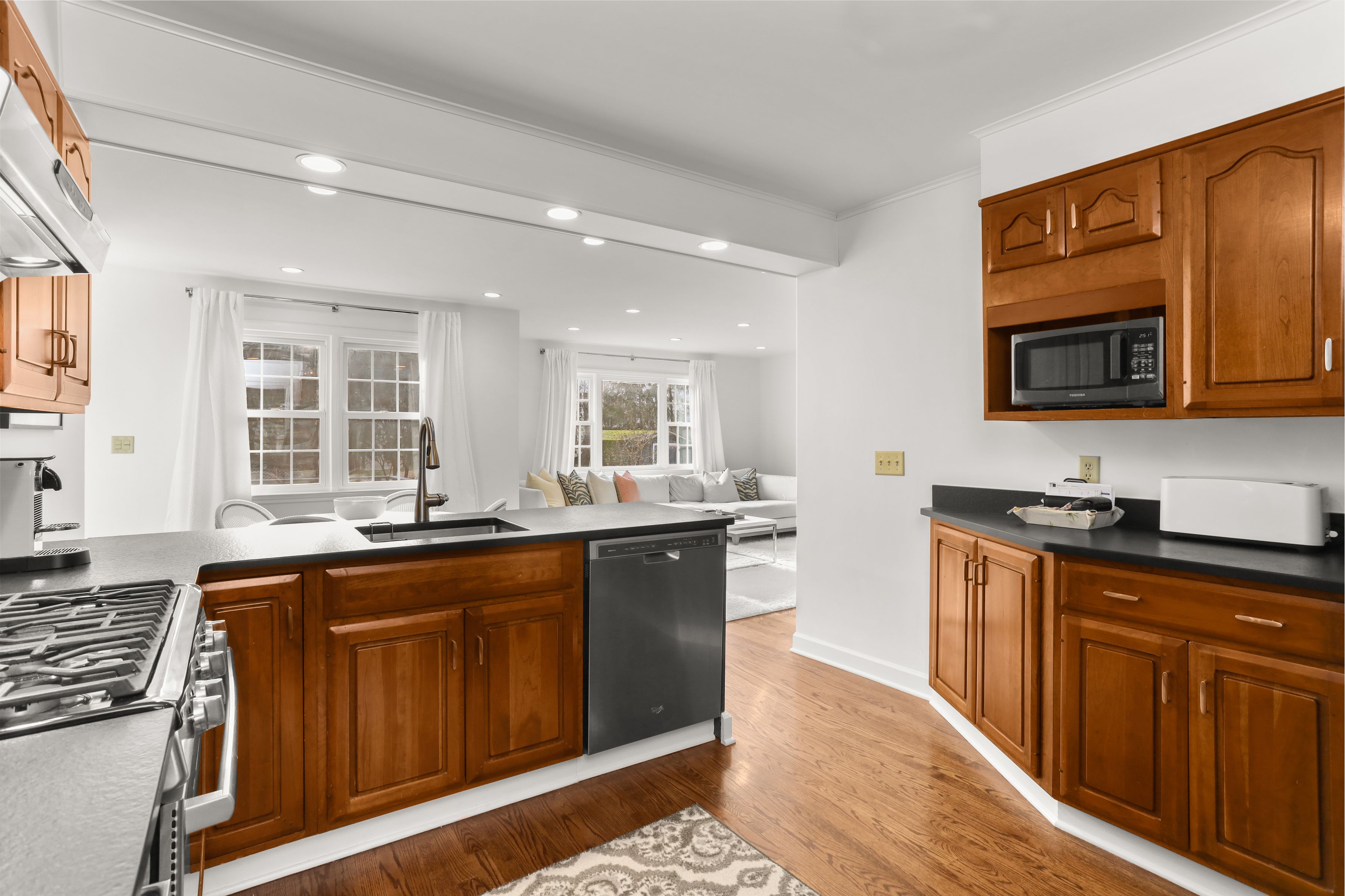  21 Sound Beach Avenue - 物件實景