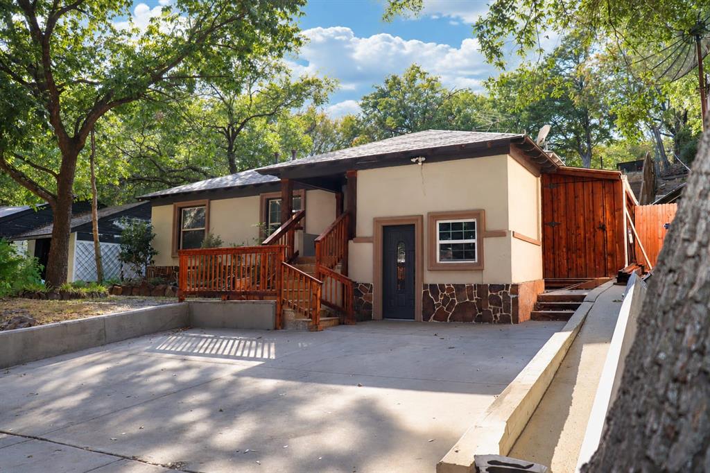 Latta Cir, Dallas, TX 75227 #1
