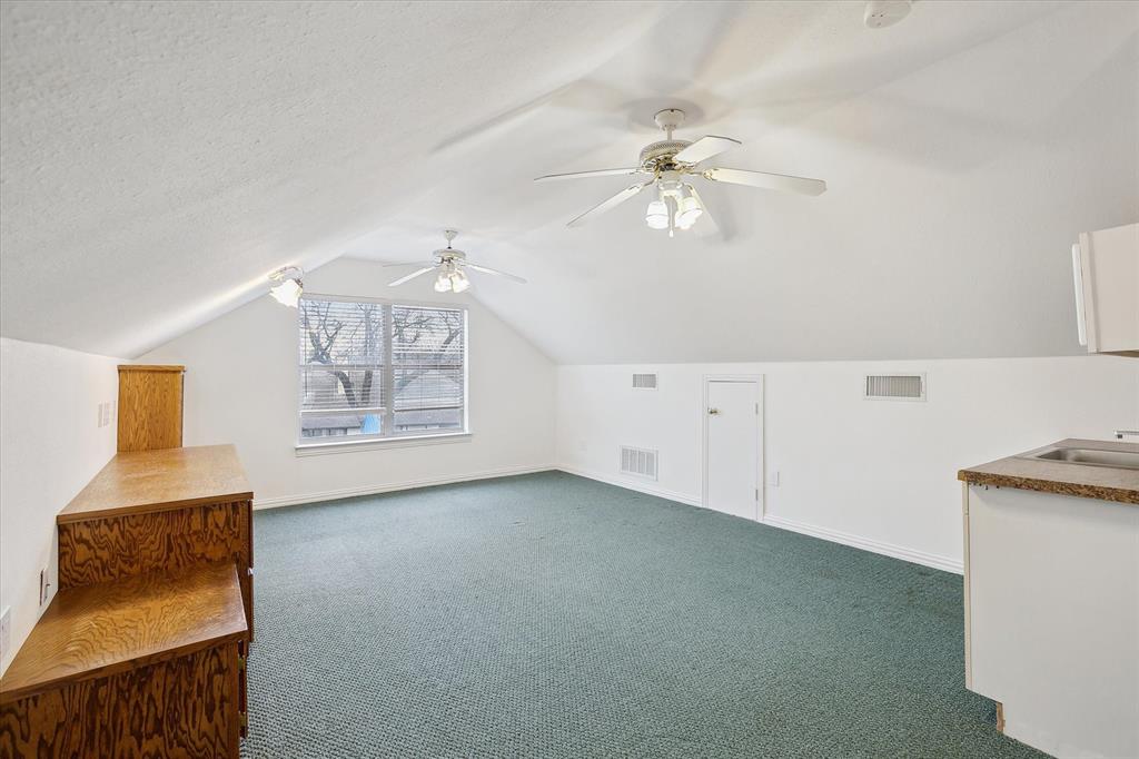 Denton, Texas, 76205, United States, 4 Bedrooms Bedrooms, ,4 BathroomsBathrooms,Residential,For Sale,1915796